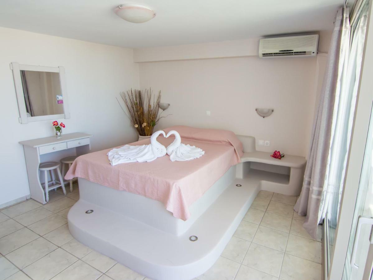 Kionia Panorama Studios Екстер'єр фото